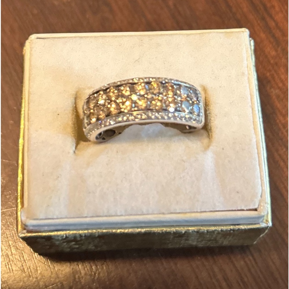 Levian White Gold Chocolate Band Size 7.